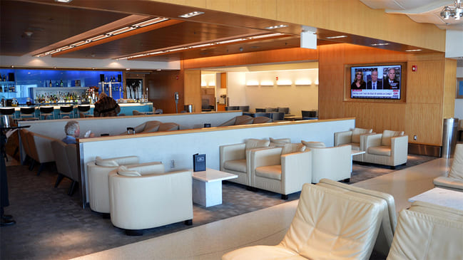 American-Airlines-Flagship-Lounge-D30